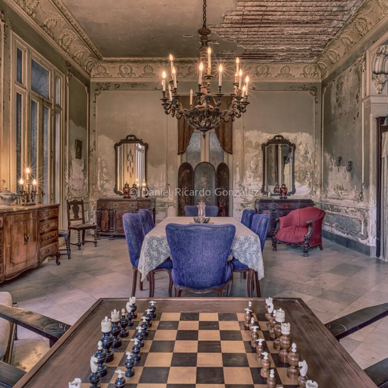 Verlassener Ort Spielzimmer alte Villa Kolonial Havanna Kuba. Abandoned Place Playroom Old Villa Colonial Havana Cuba.