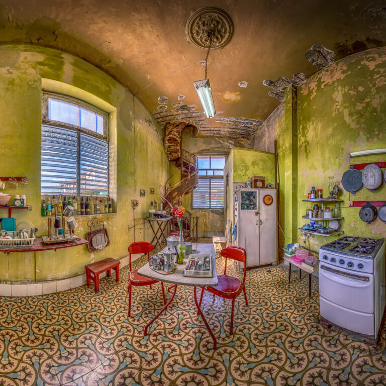 Cocina I – Fotografie von Daniel Ricardo González, Serie Casa Alonso | photograph from the series Casa Alonso