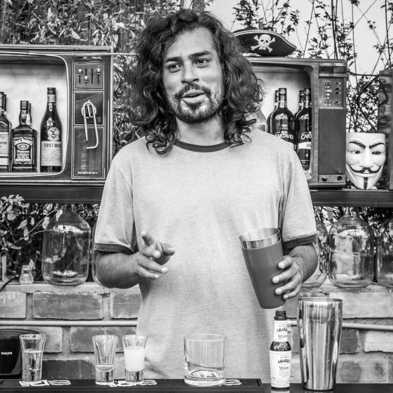 Pisco Sour – Fotografie von Daniel Ricardo González, Serie Menschen dieser Welt | photograph from the series People Around the World